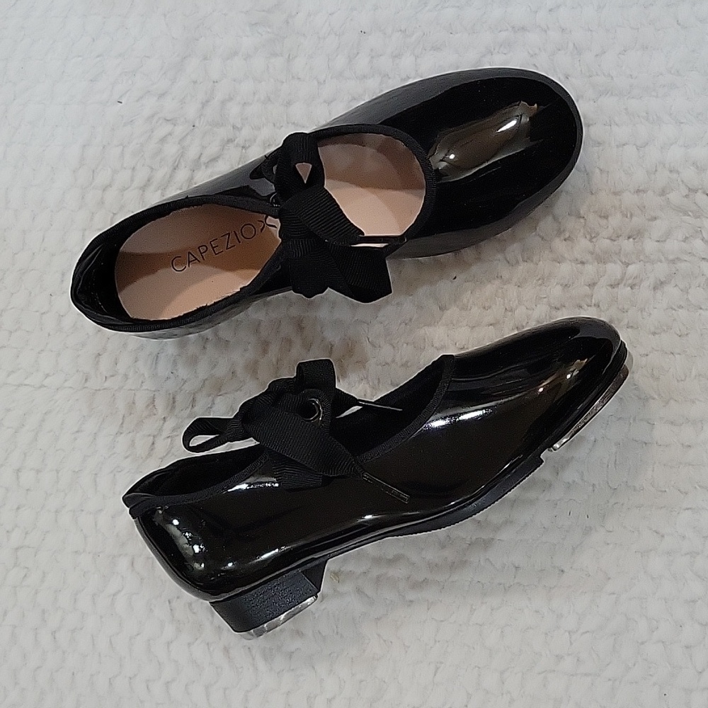 Capezio black patent ribbon tie tap dance shoe Tele Tone Tap sz 1.5 M NEW…